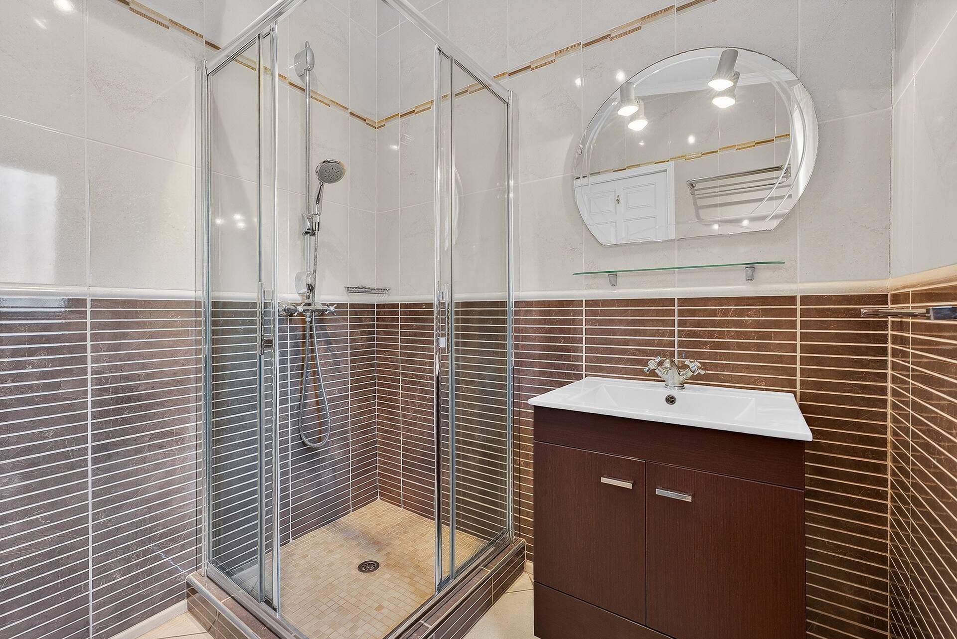 Bathroom at Amarilla Ocean Retreat