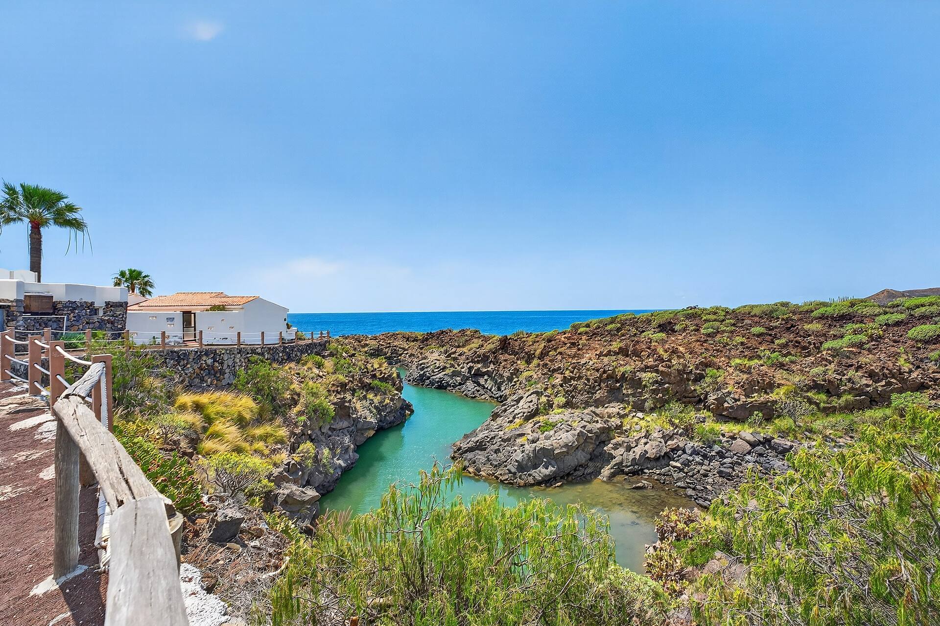 More photos at Amarilla Ocean Retreat