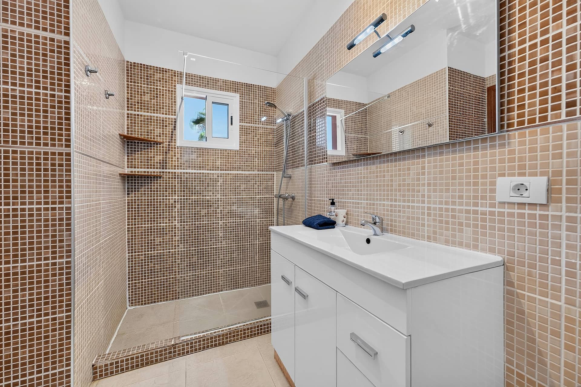 Bathroom at Atlantic Panorama